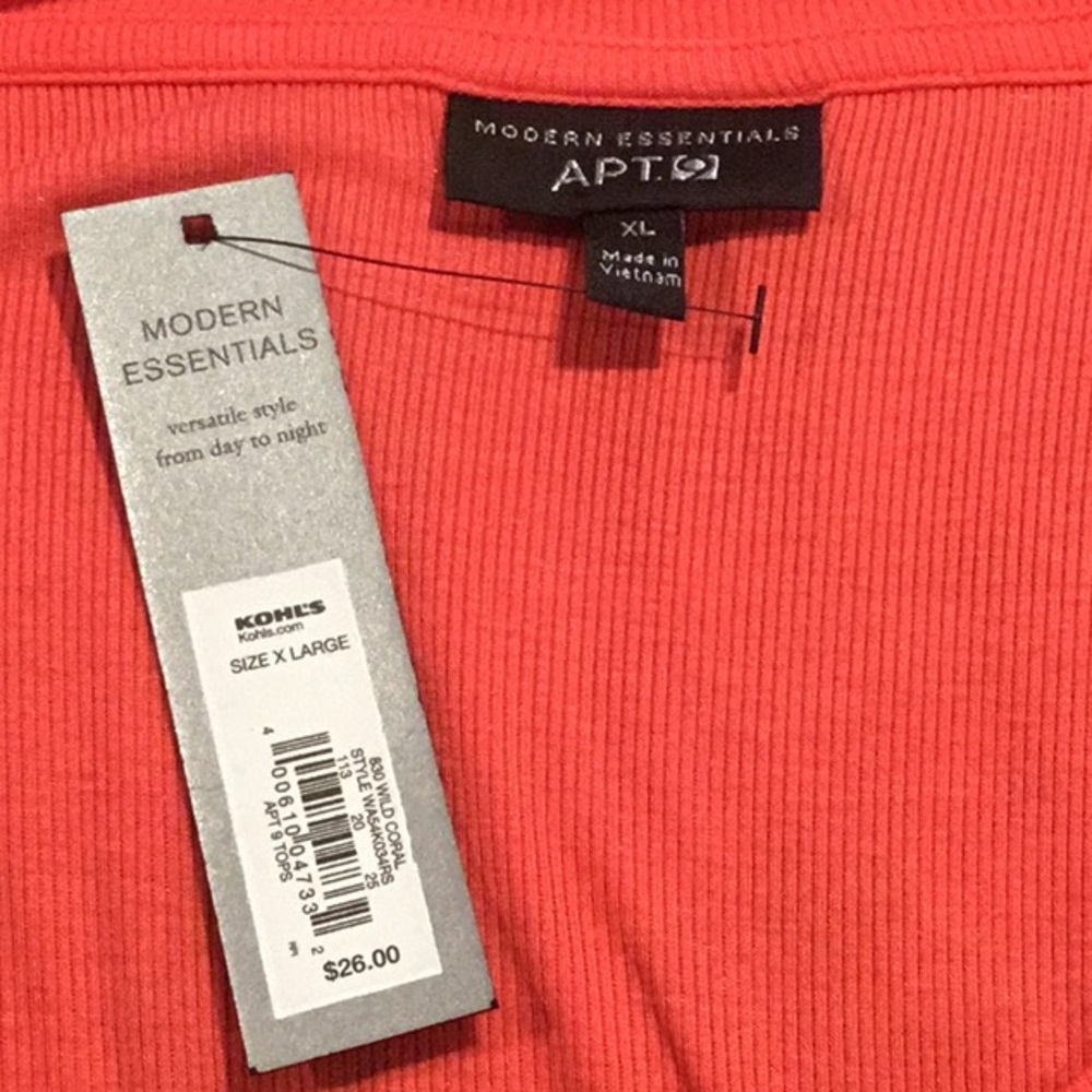 NWT - Apt 9 Ribbed Tee - Picture 3 of 3